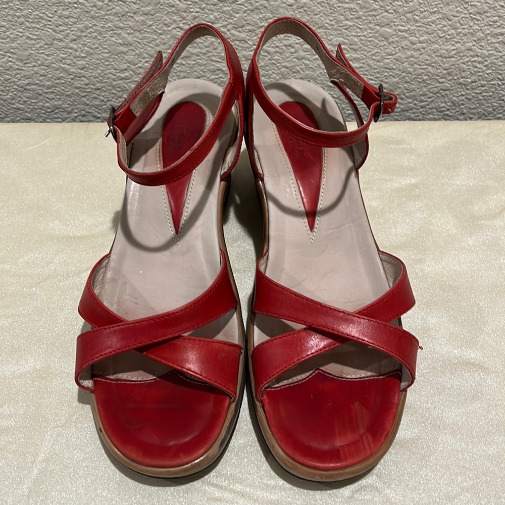 Dansko Sz 38 7.5 or 8 US Red strappy sandals buckle ankle strap bright